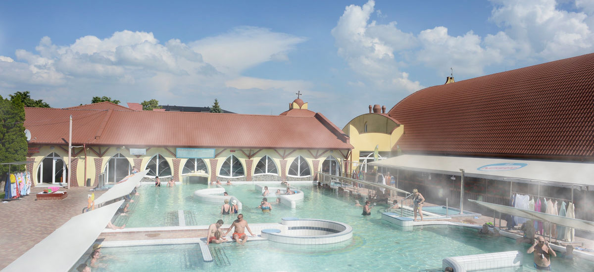 Termální koupaliště Veľký Meder (Thermal Corvinus)